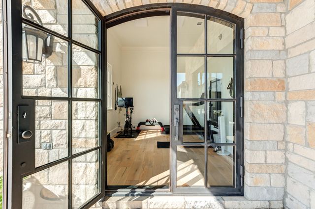 8216 E County Rd 6100, Idalou, TX 79329