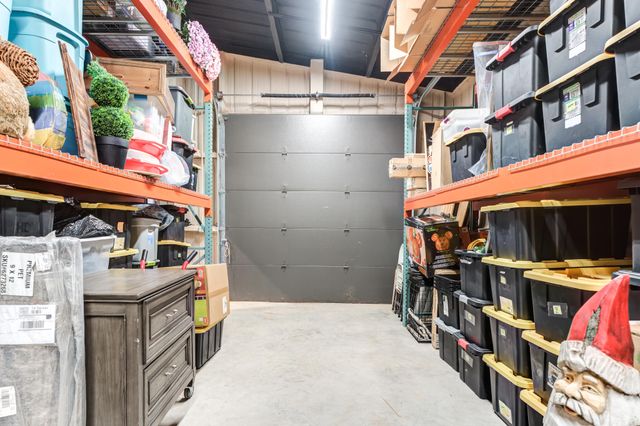 8216 E County Rd 6100, Idalou, TX 79329