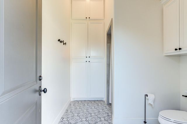 8216 E County Rd 6100, Idalou, TX 79329