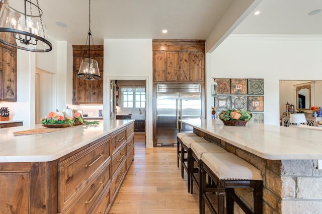 8216 E County Rd 6100, Idalou, TX 79329