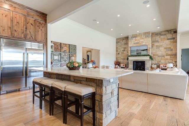 8216 E County Rd 6100, Idalou, TX 79329