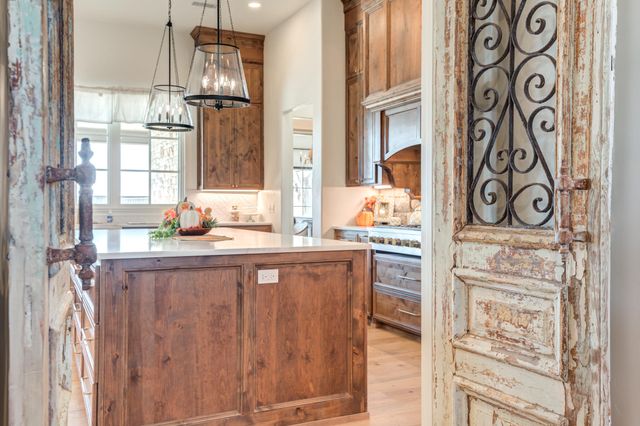 8216 E County Rd 6100, Idalou, TX 79329