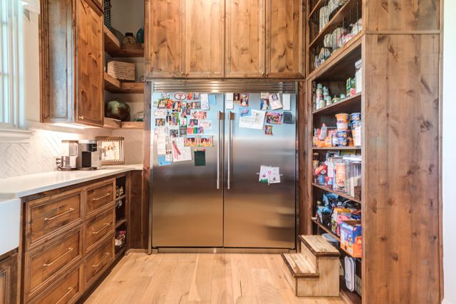 8216 E County Rd 6100, Idalou, TX 79329