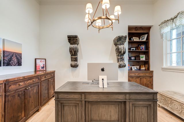 8216 E County Rd 6100, Idalou, TX 79329