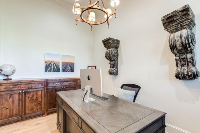 8216 E County Rd 6100, Idalou, TX 79329