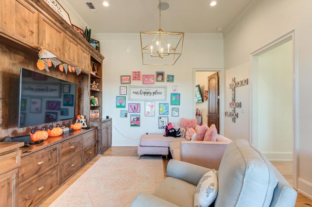 8216 E County Rd 6100, Idalou, TX 79329