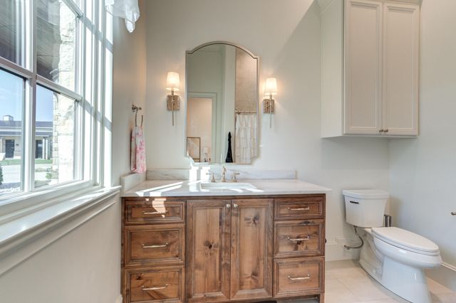 8216 E County Rd 6100, Idalou, TX 79329