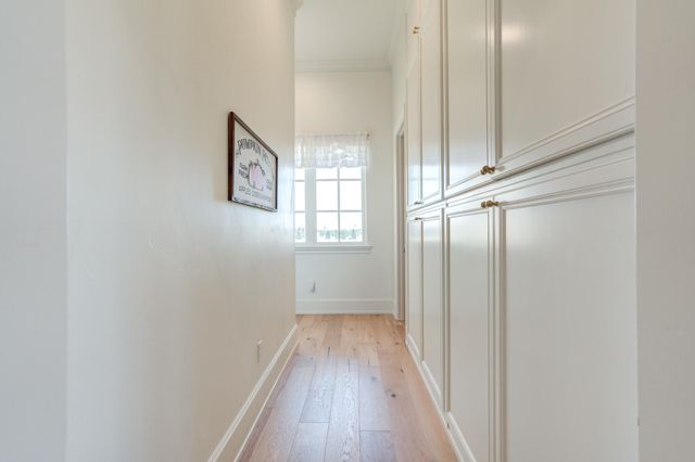 8216 E County Rd 6100, Idalou, TX 79329