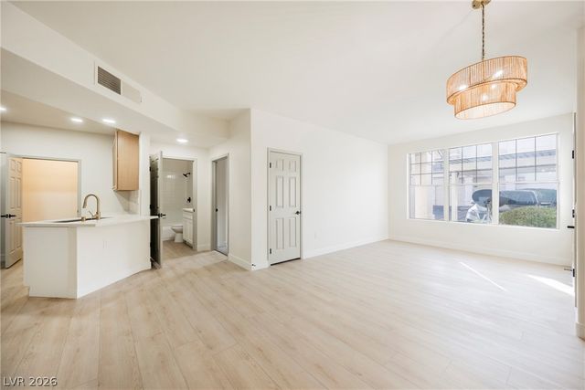 8555 West Russell Road 1104, Las Vegas, NV 89113