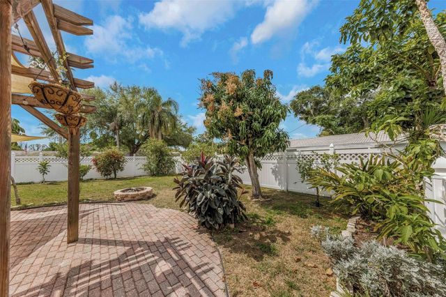 2300 TUDOR LANE, Clearwater, FL 33763