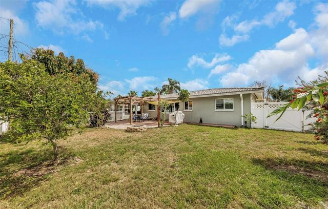 2300 TUDOR LANE, Clearwater, FL 33763