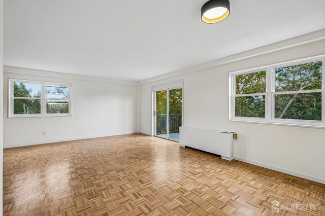 123 S Adelaide Avenue 3J, Highland Park, NJ 08904