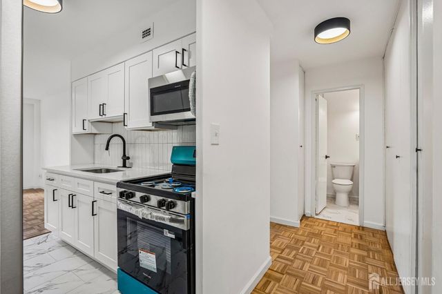 123 S Adelaide Avenue 3J, Highland Park, NJ 08904