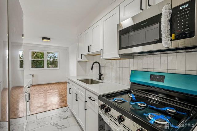 123 S Adelaide Avenue 3J, Highland Park, NJ 08904