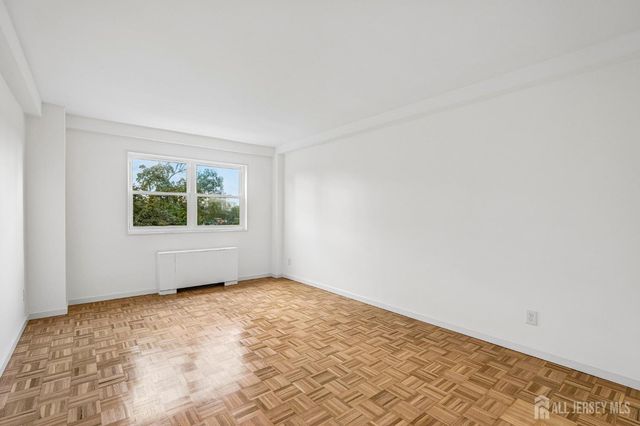 123 S Adelaide Avenue 3J, Highland Park, NJ 08904