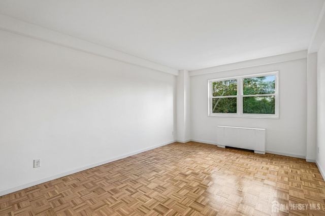 123 S Adelaide Avenue 3J, Highland Park, NJ 08904