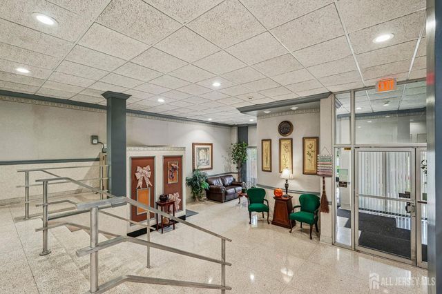 123 S Adelaide Avenue 3J, Highland Park, NJ 08904