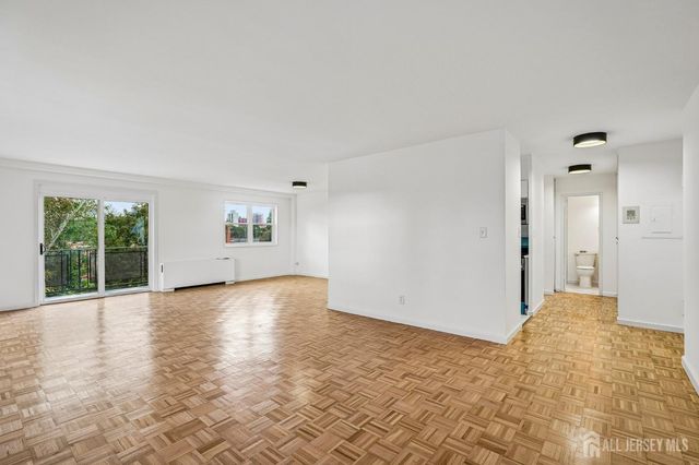 123 S Adelaide Avenue 3J, Highland Park, NJ 08904