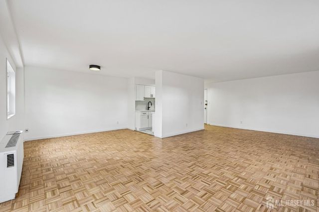 123 S Adelaide Avenue 3J, Highland Park, NJ 08904