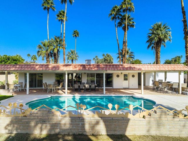 5165 E Lakeside Drive, Palm Springs, CA 92264