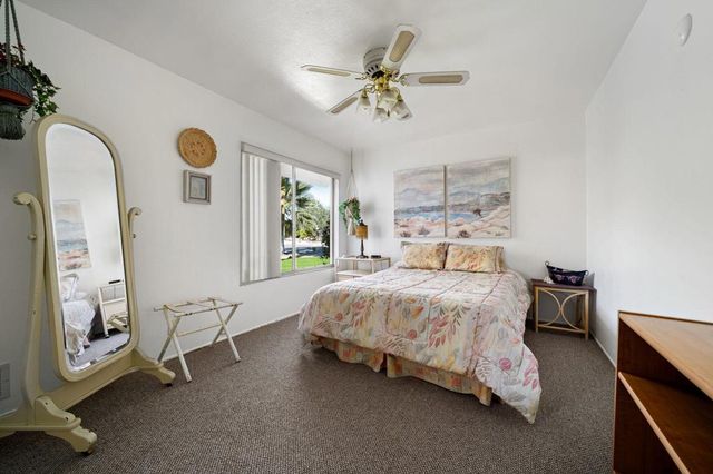 5165 E Lakeside Drive, Palm Springs, CA 92264