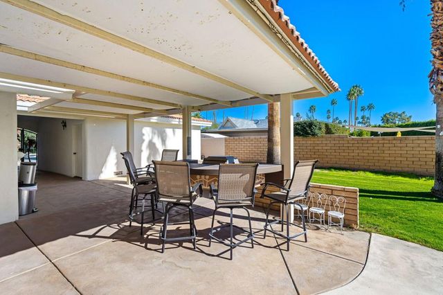 5165 E Lakeside Drive, Palm Springs, CA 92264