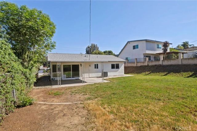 2192 Adrienne, Corona, CA 92882