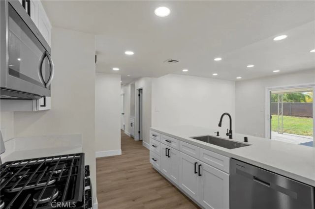 2192 Adrienne, Corona, CA 92882