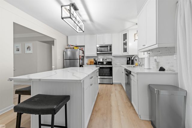 53361 Ruann Drive, Shelby Twp, MI 48316