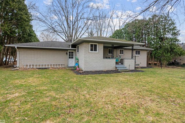 53361 Ruann Drive, Shelby Twp, MI 48316