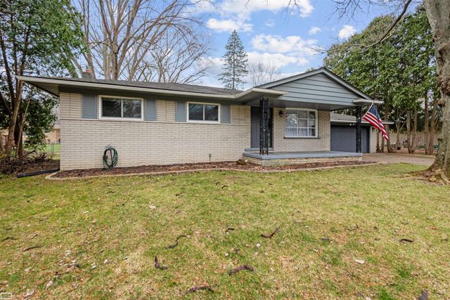 53361 Ruann Drive, Shelby Twp, MI 48316