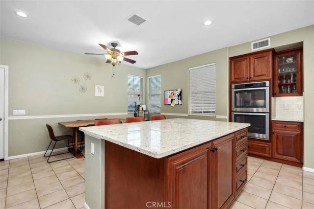 2381 Douglaston Glen, Escondido, CA 92026