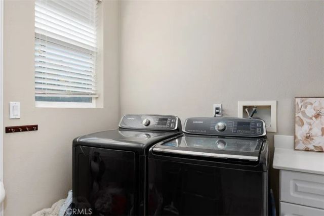 2381 Douglaston Glen, Escondido, CA 92026