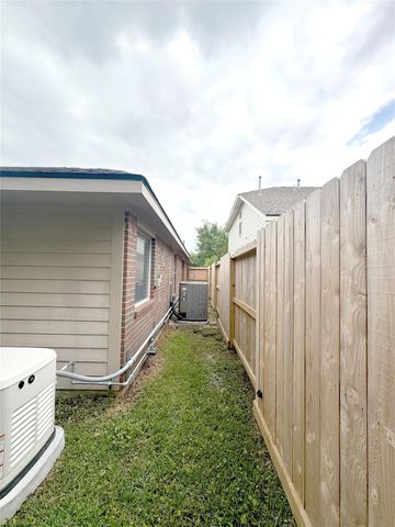 31019 Still Oaks Lane, Spring, TX 77386