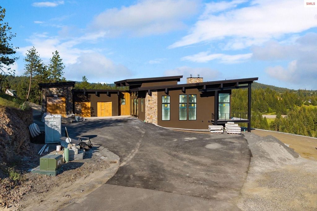 4663 E Plum, Coeur d'Alene, ID 83814 photo 4