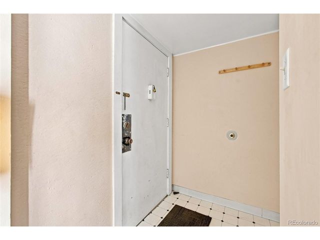 9700 E Iliff Ave J-110, Denver, CO 80231
