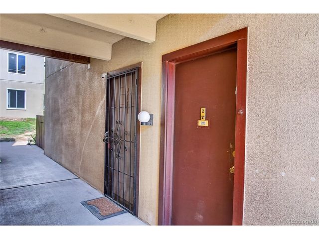 9700 E Iliff Ave J-110, Denver, CO 80231