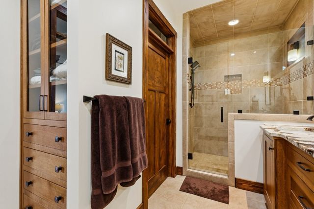 394 Myers Point Rd, Sewanee, TN 37375