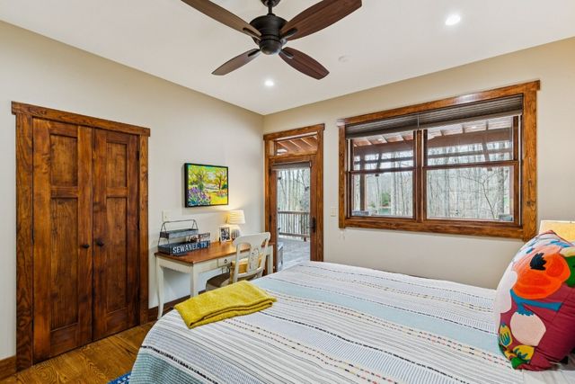 394 Myers Point Rd, Sewanee, TN 37375