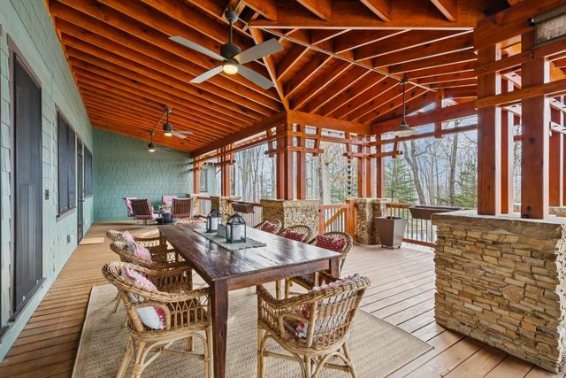 394 Myers Point Rd, Sewanee, TN 37375