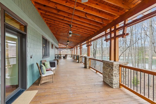394 Myers Point Rd, Sewanee, TN 37375