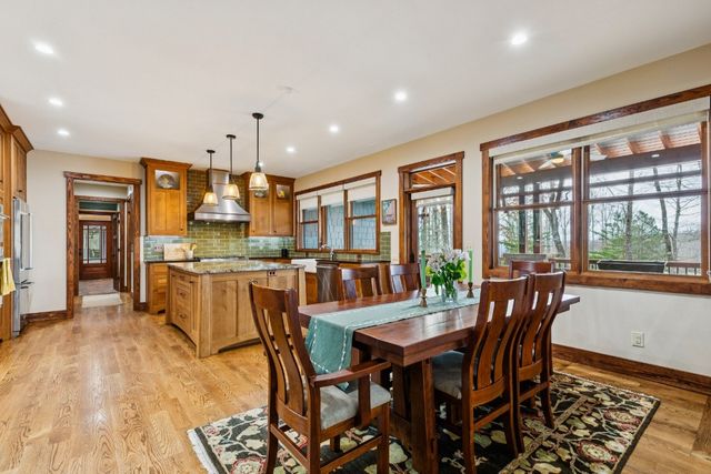 394 Myers Point Rd, Sewanee, TN 37375