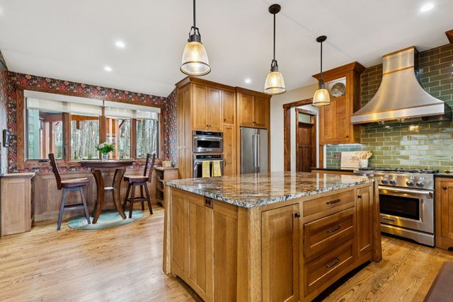 394 Myers Point Rd, Sewanee, TN 37375