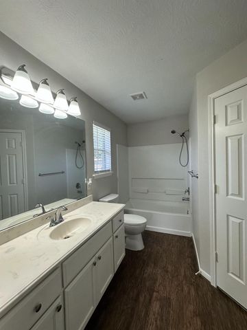 1034 Junction Court, Rosenberg, TX 77471