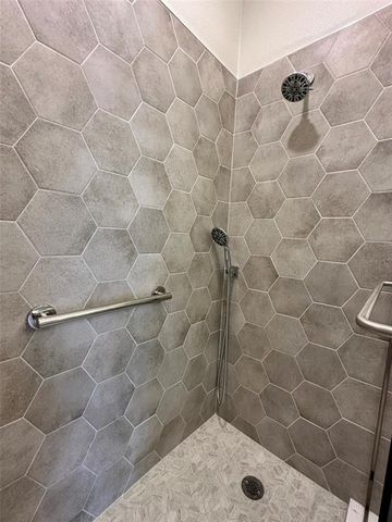 3912 41ST STREET, Bradenton, FL 34205
