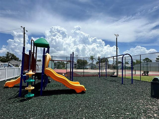 3912 41ST STREET, Bradenton, FL 34205