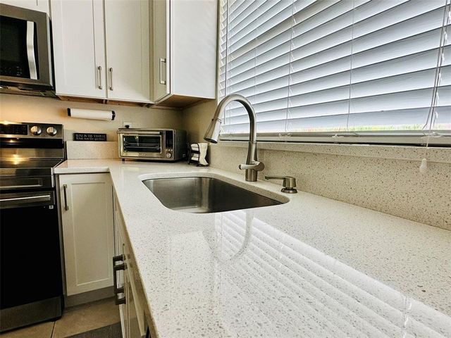 3912 41ST STREET, Bradenton, FL 34205