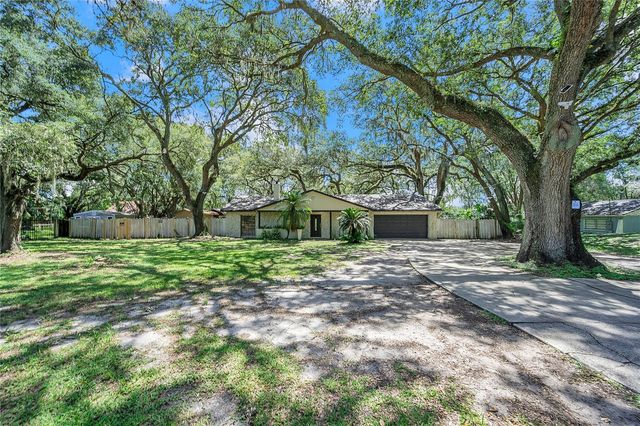 7405 WILLIAMS ROAD, Seffner, FL 33584