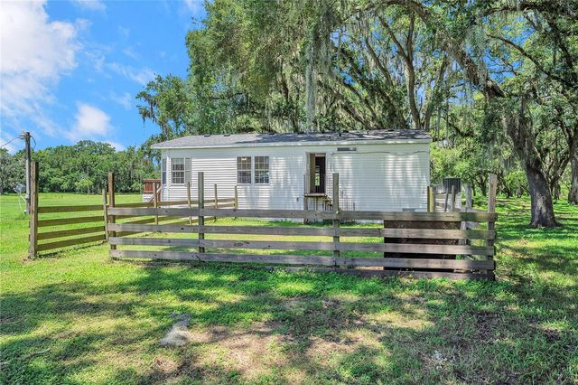 7405 WILLIAMS ROAD, Seffner, FL 33584