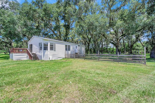 7405 WILLIAMS ROAD, Seffner, FL 33584